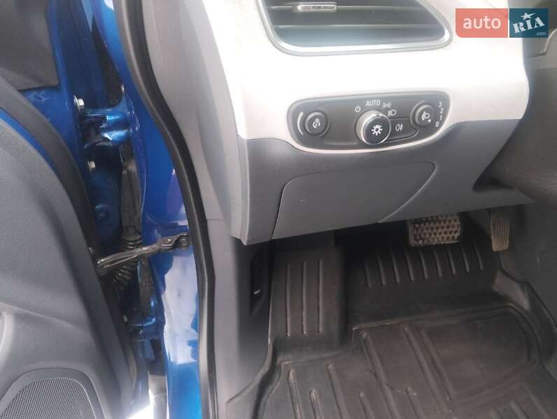 Хэтчбек Opel Ampera-e 2018 в Каменском