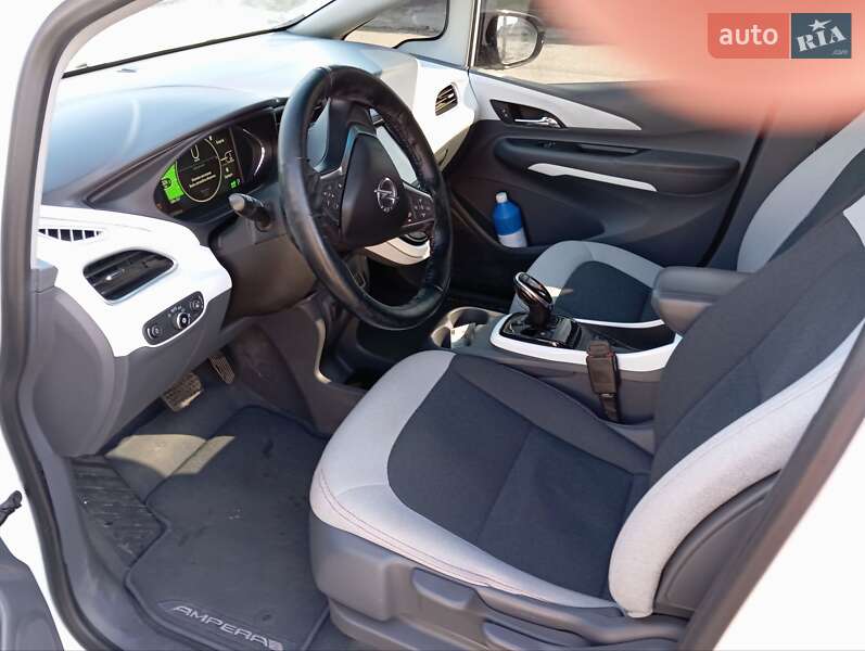 Хэтчбек Opel Ampera-e 2018 в Херсоне