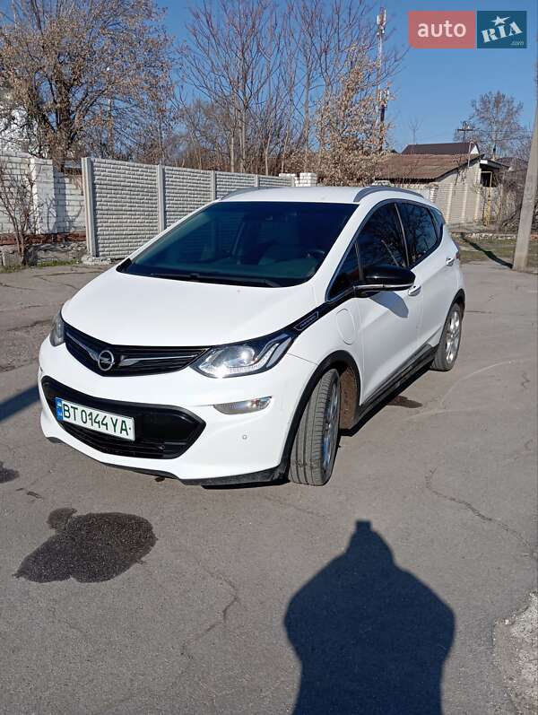 Хэтчбек Opel Ampera-e 2018 в Херсоне