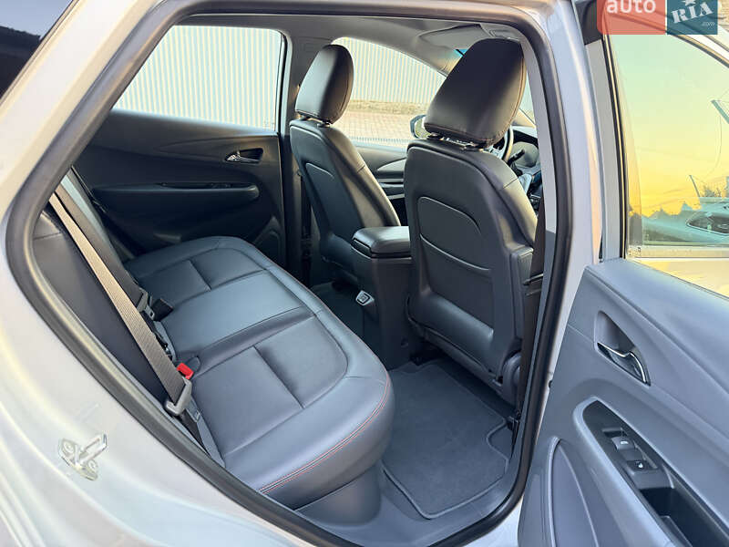 Хэтчбек Opel Ampera-e 2020 в Черновцах фото 59 Хэтчбек Opel Ampera-e 2020 в Черновцах