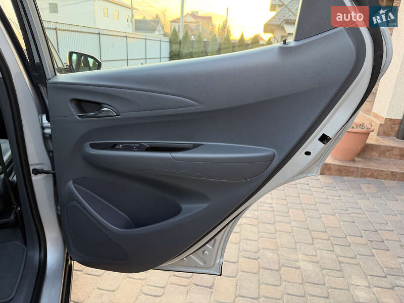 Хэтчбек Opel Ampera-e 2020 в Черновцах фото 62 Хэтчбек Opel Ampera-e 2020 в Черновцах