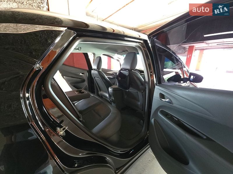 Хетчбек Opel Ampera-e 2019 в Львові