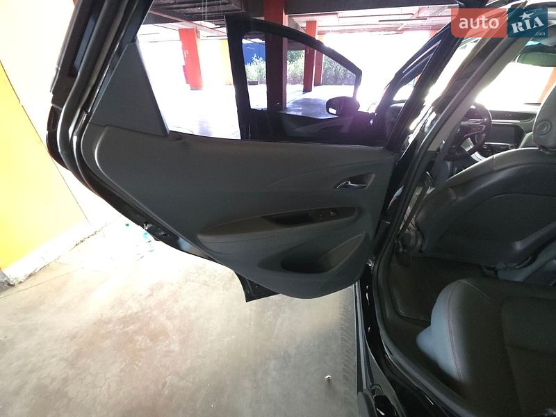 Хетчбек Opel Ampera-e 2019 в Львові