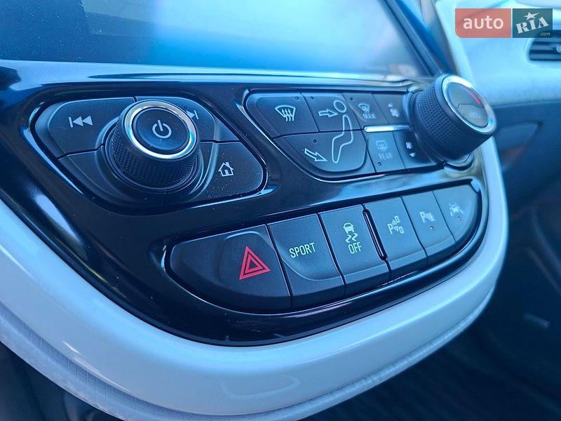 Хэтчбек Opel Ampera-e 2019 в Виннице
