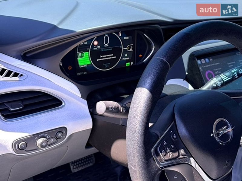 Хэтчбек Opel Ampera-e 2017 в Одессе фото 12 Хэтчбек Opel Ampera-e 2017 в Одессе
