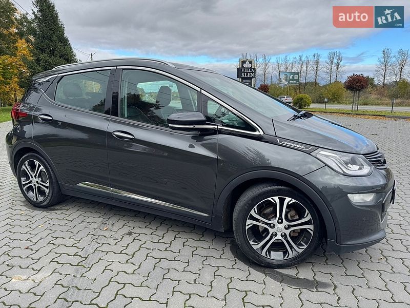Хэтчбек Opel Ampera-e 2017 в Коломые фото 29 Хэтчбек Opel Ampera-e 2017 в Коломые