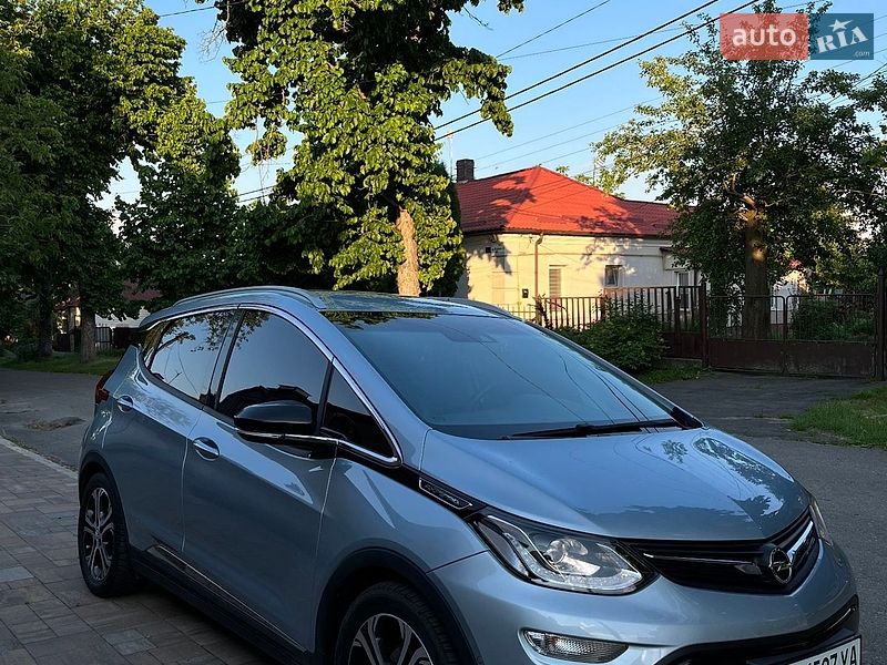 Хэтчбек Opel Ampera-e 2017 в Виннице