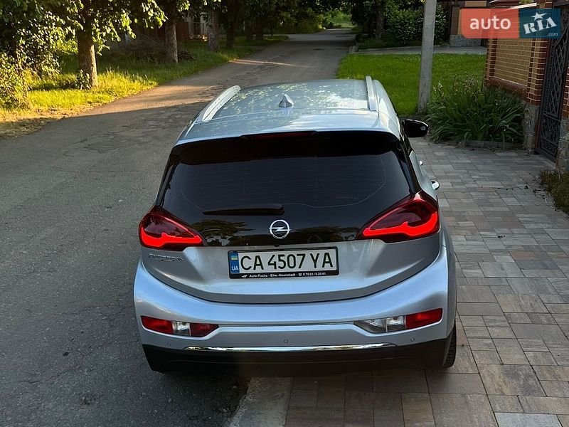 Хэтчбек Opel Ampera-e 2017 в Виннице