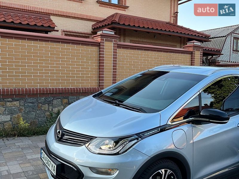 Хэтчбек Opel Ampera-e 2017 в Виннице