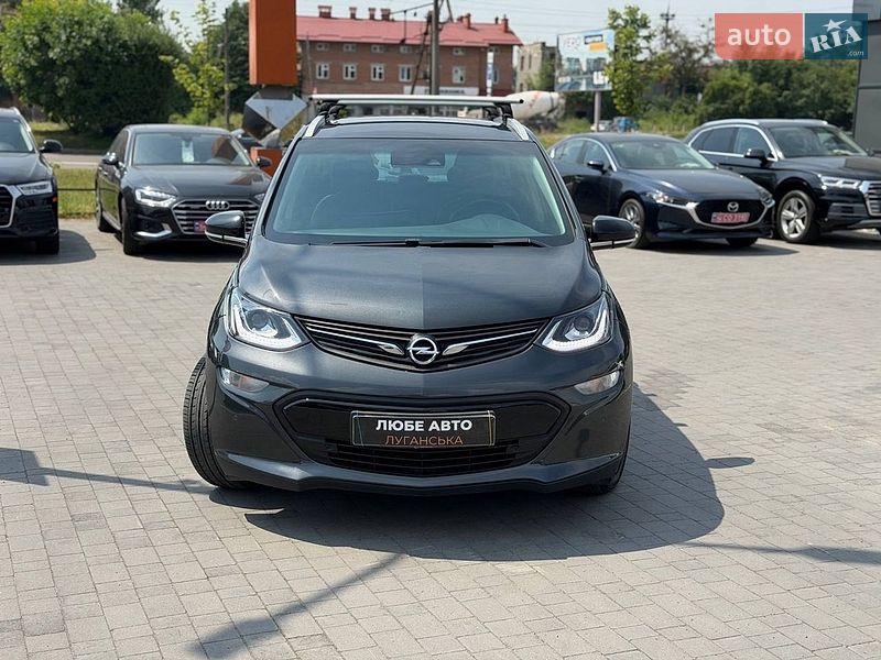 Хэтчбек Opel Ampera-e 2017 в Львове