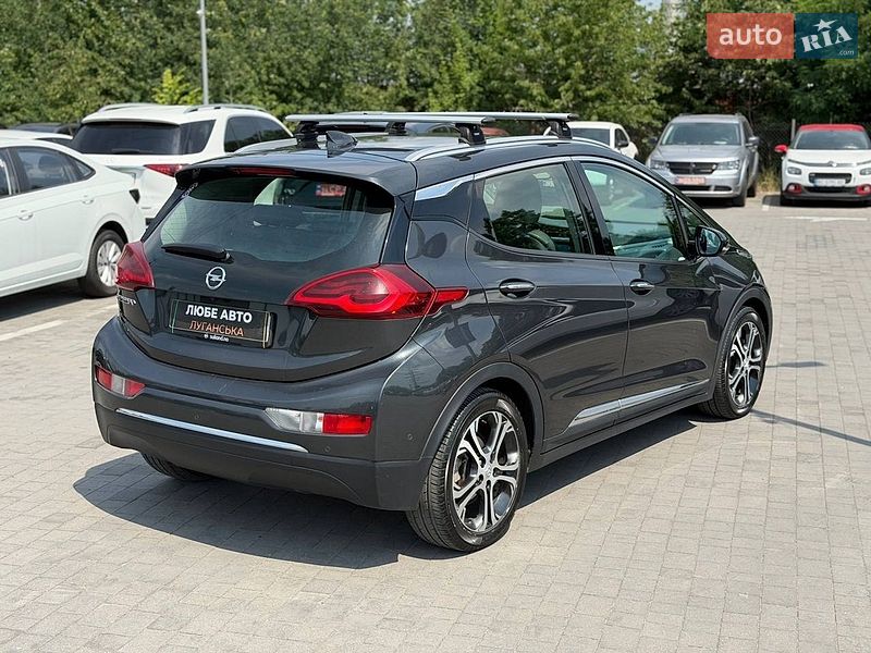 Хэтчбек Opel Ampera-e 2017 в Львове