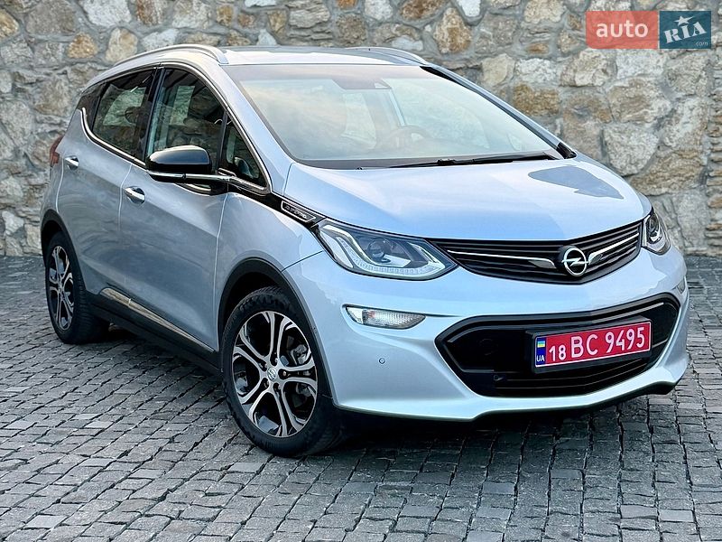 Хэтчбек Opel Ampera-e 2017 в Ровно