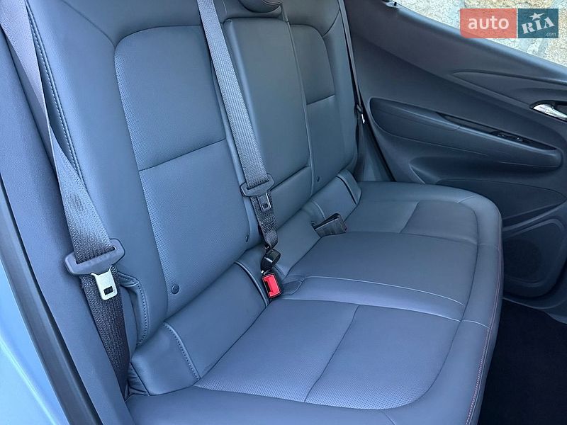 Хэтчбек Opel Ampera-e 2017 в Ровно