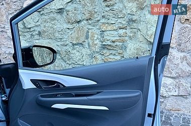 Хэтчбек Opel Ampera-e 2017 в Ровно