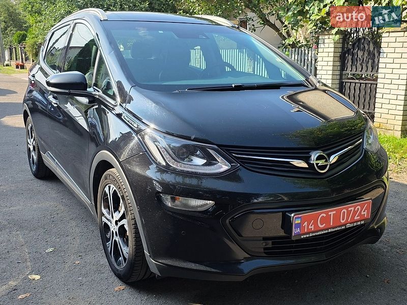 Хэтчбек Opel Ampera-e 2017 в Калуше