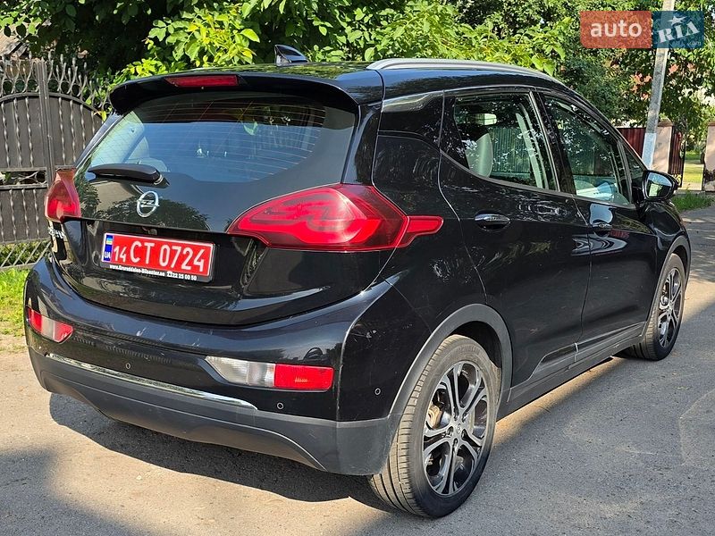 Хэтчбек Opel Ampera-e 2017 в Калуше