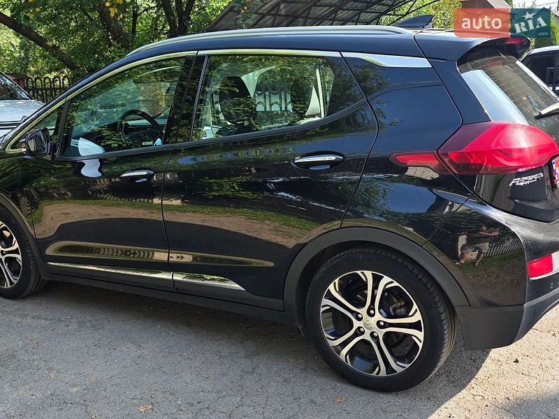 Хэтчбек Opel Ampera-e 2017 в Калуше