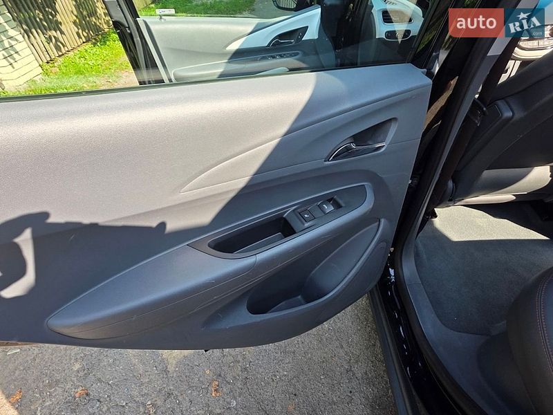 Хэтчбек Opel Ampera-e 2017 в Калуше