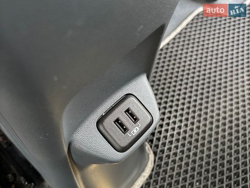 Хэтчбек Opel Ampera-e 2019 в Хмельницком фото 28 Хэтчбек Opel Ampera-e 2019 в Хмельницком