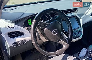 Хетчбек Opel Ampera-e 2017 в Березівці