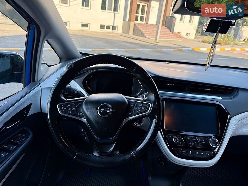 Хетчбек Opel Ampera-e 2018 в Києві фото 18 Хетчбек Opel Ampera-e 2018 в Києві