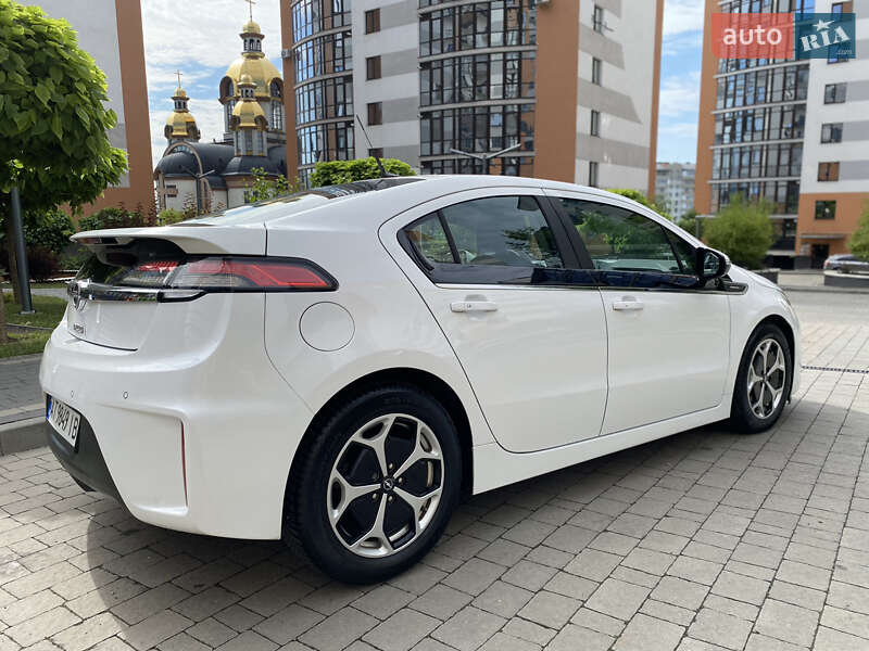 Хэтчбек Opel Ampera 2012 в Ивано-Франковске
