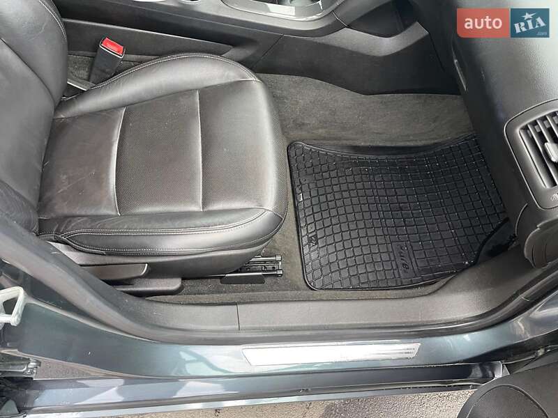 Хэтчбек Opel Ampera 2012 в Киеве фото 12 Хэтчбек Opel Ampera 2012 в Киеве