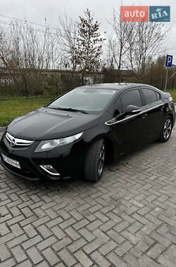 Хэтчбек Opel Ampera 2012 в 