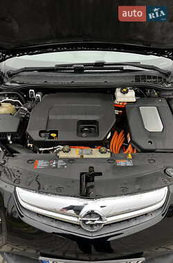 Хэтчбек Opel Ampera 2012 в 