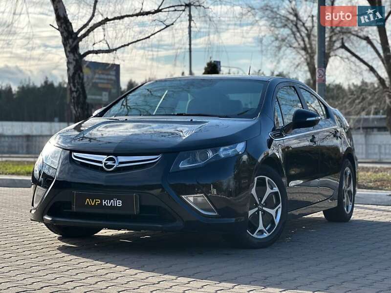 Opel Ampera 2012