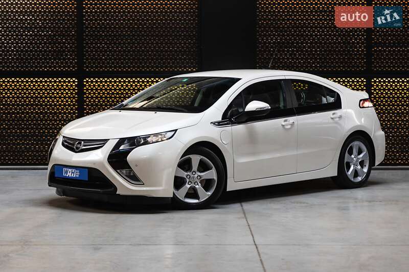 Opel Ampera 2011