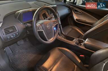 Хетчбек Opel Ampera 2011 в 