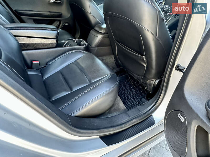 Хэтчбек Opel Ampera 2012 в Киеве фото 10 Хэтчбек Opel Ampera 2012 в Киеве