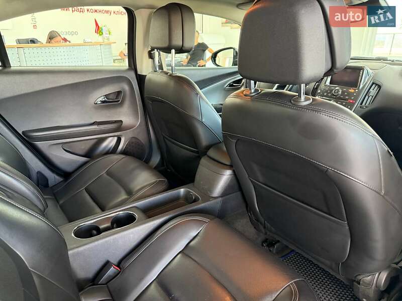 Хэтчбек Opel Ampera 2012 в Киеве