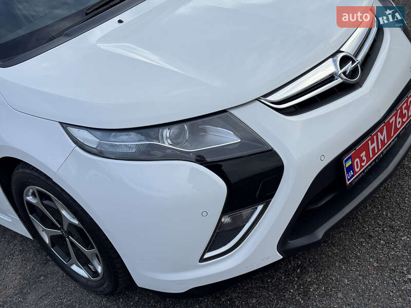 Хэтчбек Opel Ampera 2012 в Белой Церкви
