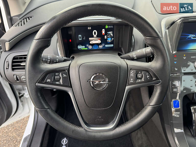 Хэтчбек Opel Ampera 2012 в Белой Церкви