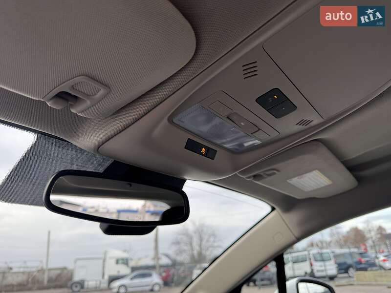 Хэтчбек Opel Ampera 2012 в Белой Церкви