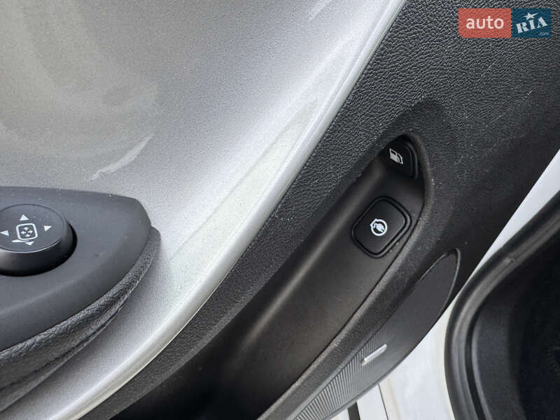 Хэтчбек Opel Ampera 2012 в Белой Церкви