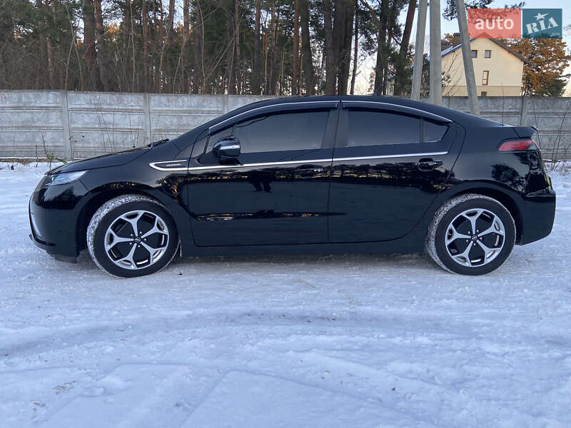 Хэтчбек Opel Ampera 2011 в Яворове