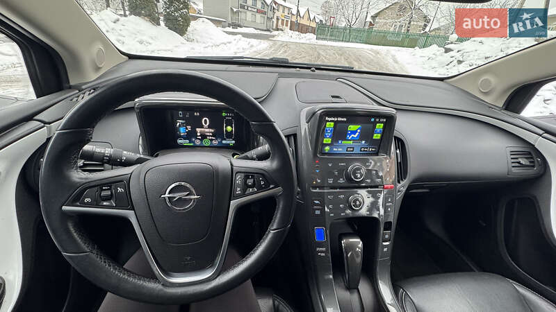 Хетчбек Opel Ampera 2011 в Івано-Франківську