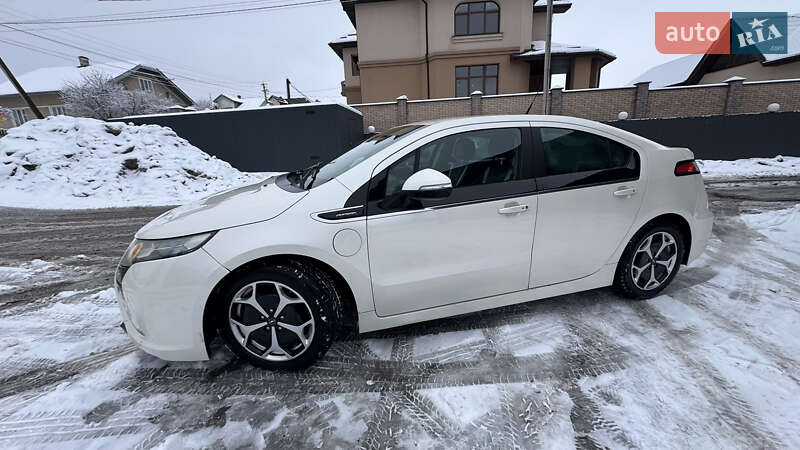 Хетчбек Opel Ampera 2011 в Івано-Франківську
