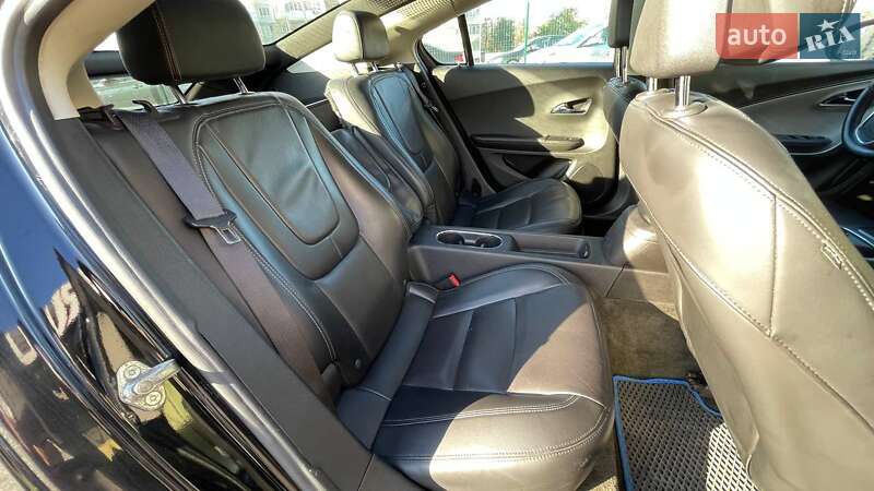 Хетчбек Opel Ampera 2012 в Києві фото 14 Хетчбек Opel Ampera 2012 в Києві