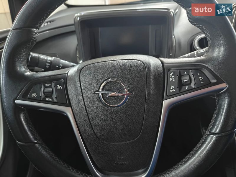 Хэтчбек Opel Ampera 2012 в Монастырище