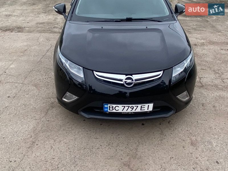 Хэтчбек Opel Ampera 2011 в Яворове