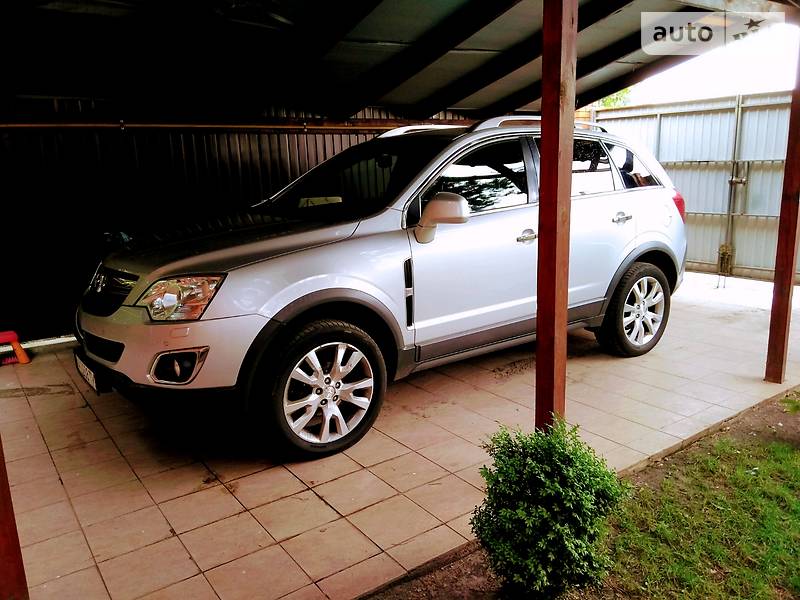 Позашляховик / Кросовер Opel Antara 2011 в Києві
