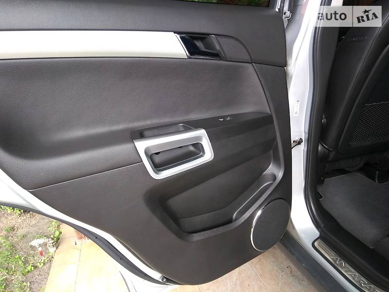 Позашляховик / Кросовер Opel Antara 2011 в Києві