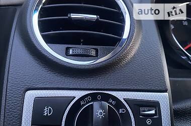 Позашляховик / Кросовер Opel Antara 2012 в 