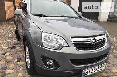 Позашляховик / Кросовер Opel Antara 2013 в 