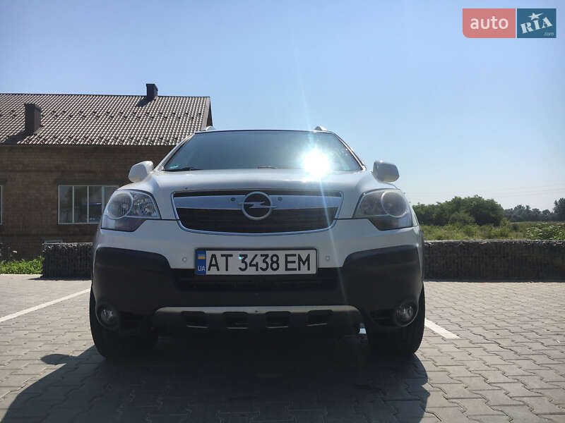 Внедорожник / Кроссовер Opel Antara 2010 в Снятине