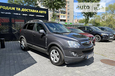 Позашляховик / Кросовер Opel Antara 2013 в Львові